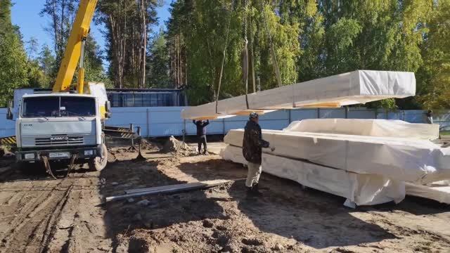 Приёмка домокомплекта фахверка на 254 квадрата с подготовкой закладного обвязочного бруса