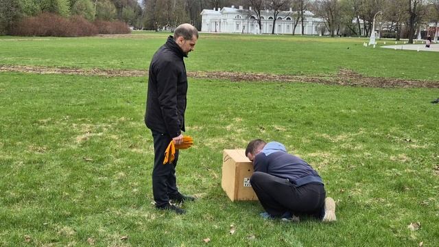 В "День Земли" в Петербурге выпускали на волю вылеченных птиц (2)