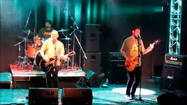 Si ella dijera que sí (2 de junio 2017) en Salamandra 1