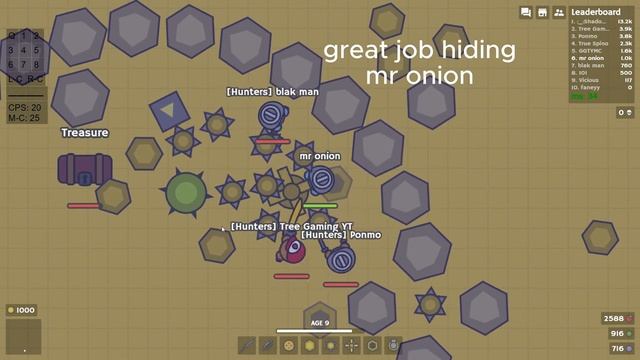 Moomoo.io but 8 people hunt me down
