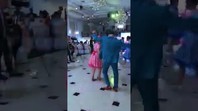 Танцы в ресторане Султан