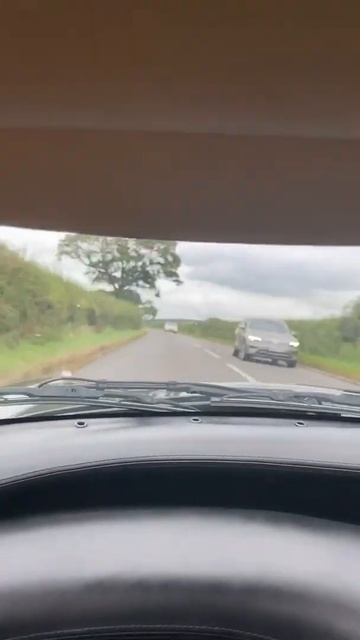 TVR Cerbera 4.5l AJP exhaust sound beehive