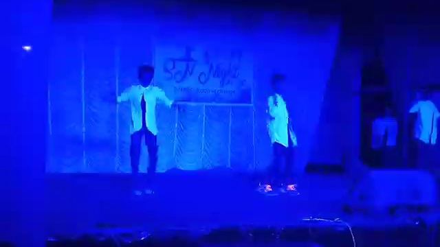 Koduvazhangha marayil utsavam  karate kids dance