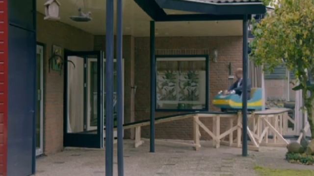 Awesome rollercoaster ride takes prospective buyers to view house