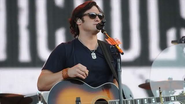 Joe Nichols on Bentley, the Band and Why There's No Justice in Music