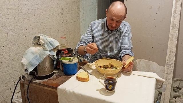 Что я  ужинал сегодня. Курс гривны укрепился . Мук Банг .  27.04.24.