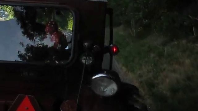 Belarus T-40 uphill 10% with a 3,5 ton car