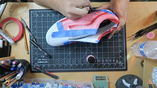 Custom brain design Vans (GIVEAWAY!!!!!)