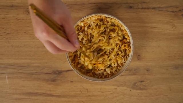 vanzai [ ванзай ] ОСТРАЯ  vs ОСТРЕЕ vs САМАЯ ОСТРАЯ ЛАПША БЫСТРОГО ПРИГОТОВЛЕНИЯ