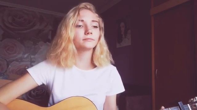 Кавер "он тебя целует"🖤