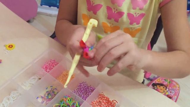 веник из резинок (обучающее видео) Алина 6 лет
