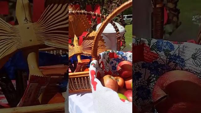 Ессентуки. Благотворительная ярмарка "Помнит сердце" с участием СОШ N8 (классы 3 "Е" и 3 "Ж").