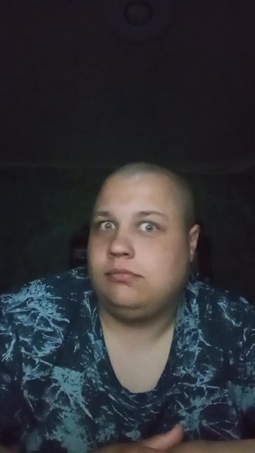 Кто сзади?