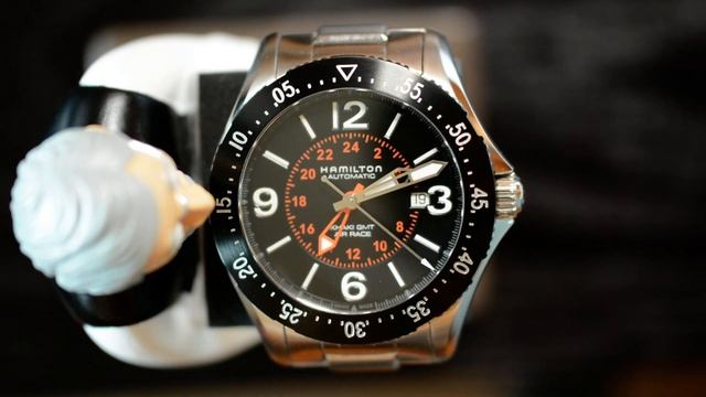 Hamilton Khaki Pilot GMTH76755131 Dial
