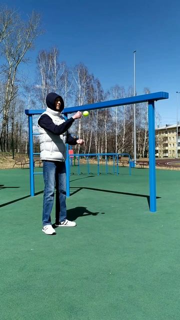 Заряжает энергией вместо зарядки