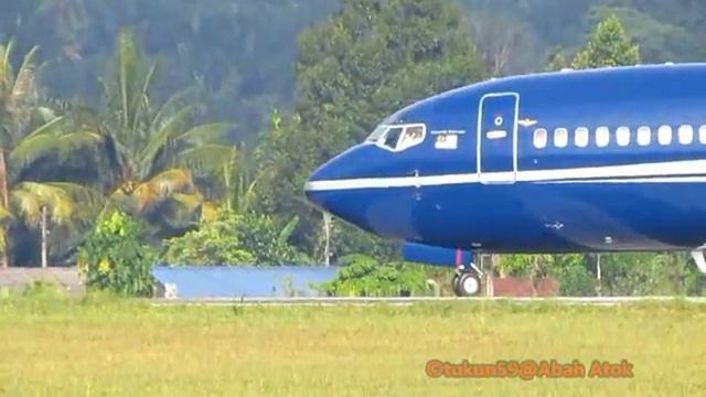 Weststar  Boeing 737-2Q8/Adv   N413JG