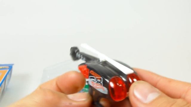2013 Hot Wheels Stunt Circuit 5-Pack - HW Stunt Series - CRACKED & reviewed, i love BRONCOS