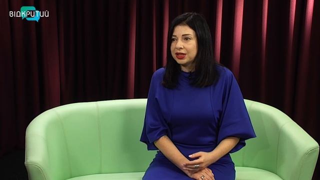 Кіра Дєгліна - письменниця у програмі "Фреш" з Юлією Сиротою