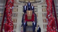 В Ватикане проходит церемония прощания с Папой Римским Франциском