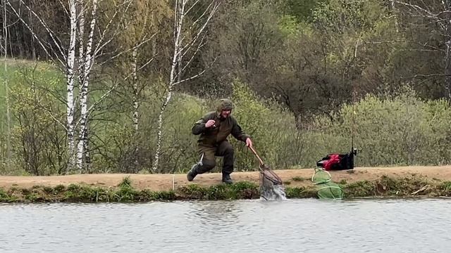 Утренние поимки на водоеме