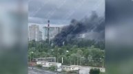 Появились кадры пожара в Киеве после удара ВС РФ по военному объекту