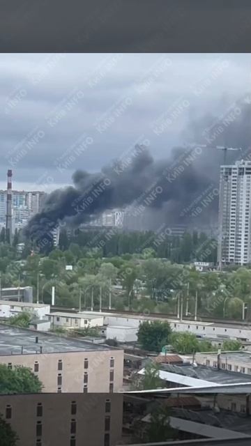‼️🇺🇦💥 Мощный взрыв на оборонном заводе в Киеве !!!