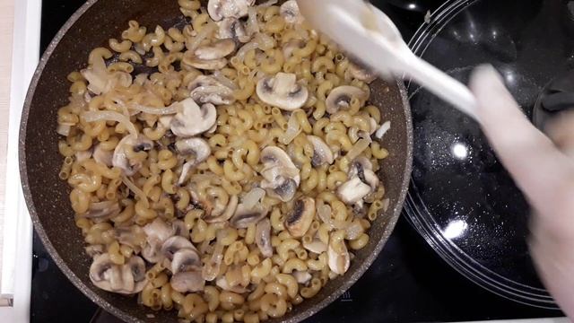 Макароны с сыром / Отличное горячее блюдо на скорую руку!