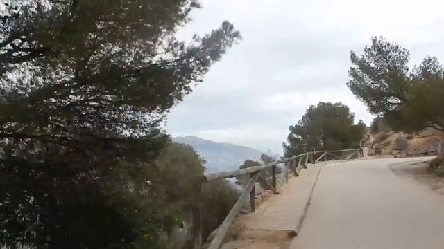 Parque natural de la Sierra Helada: пешком из Бенидорма к маяку с препятствиями