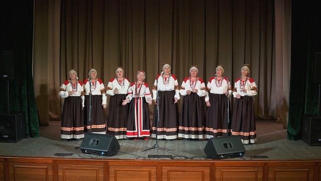 Верю,мама,верю.... ансамбль Зори Сибири ст Евсино Искитимский рн руков.Николаева Ольга