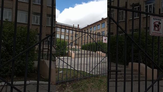 Магнитогорск нетуристический - гуляем 26.04.2025 от Телецентра вниз по Енисейской на Гагарина ч. 1