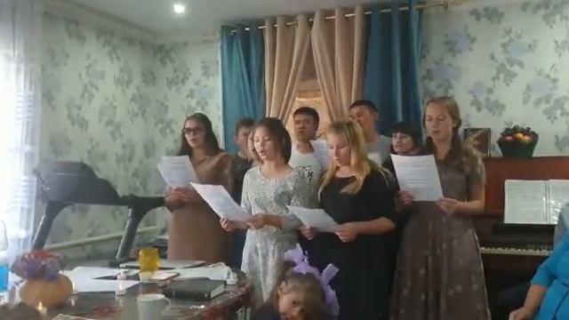 Весь мир поет