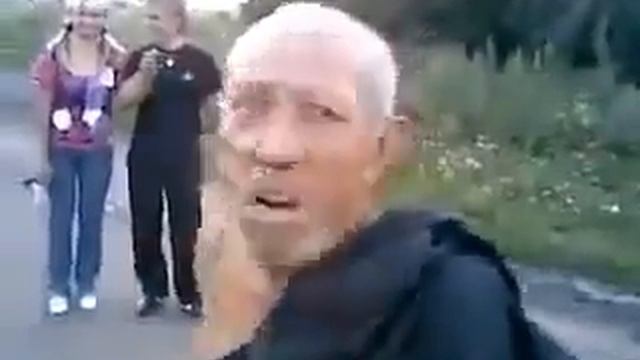 обращение к тупому савку под именем @Звенад