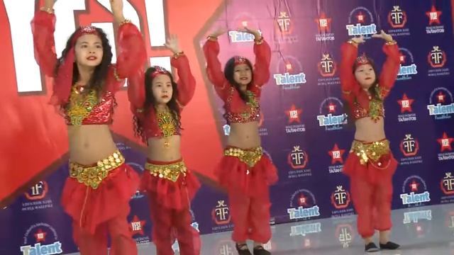 Танцевальная группа "Smile Dance"