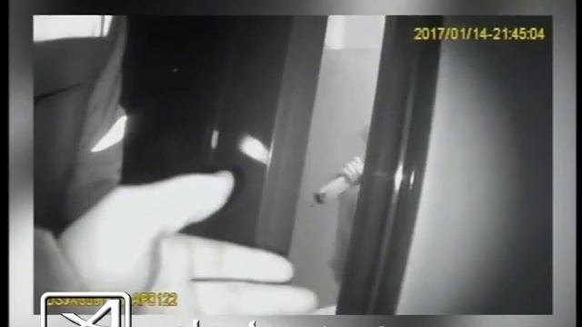 Бабушка с топором