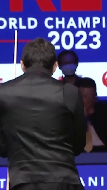 Ronnie showing his gratitude for his fans in Thailand ❤️ #shorts #snooker #ronnieosullivan