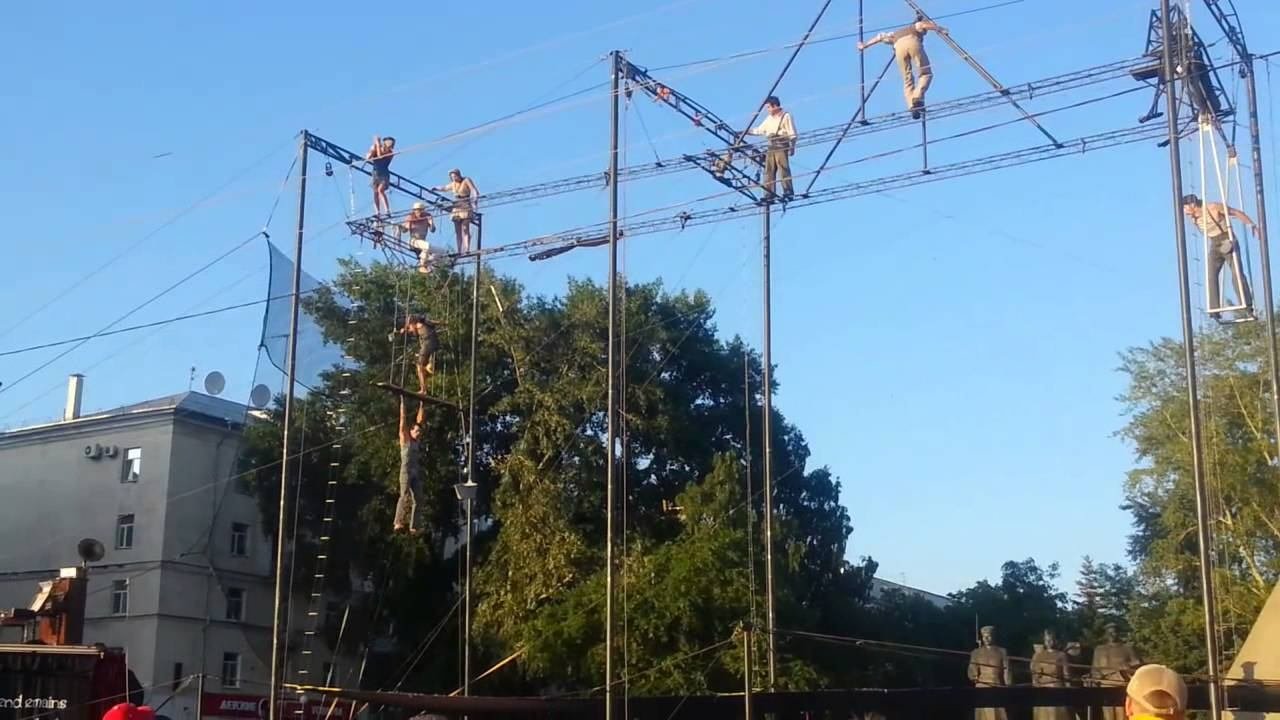 Ле Ландеман / Le Landeman (Франция). Уличные театры 2013. Архангельск