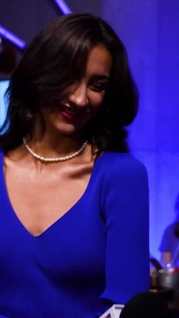 Ловелас Александр Овечкин в новом выпуске #ВопросРебром! Уже на YouTube!