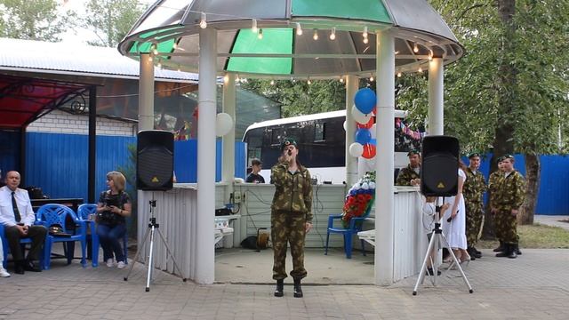 Месяц май, Ивченко Елена, красная гвоздика