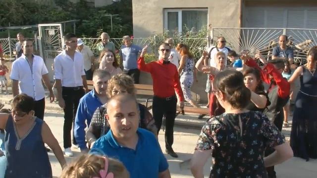 001  Къна на Айсун и Енгин