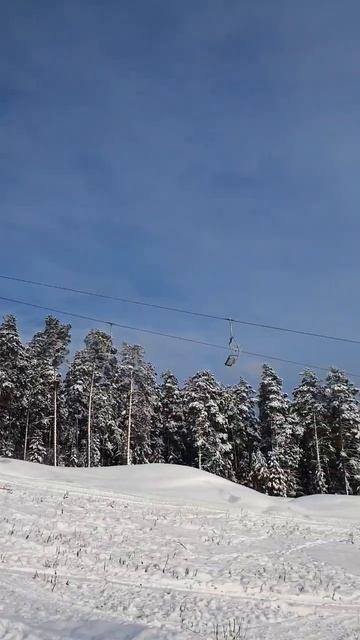 Горнолыжный курорт Мраткино, в ноябре.