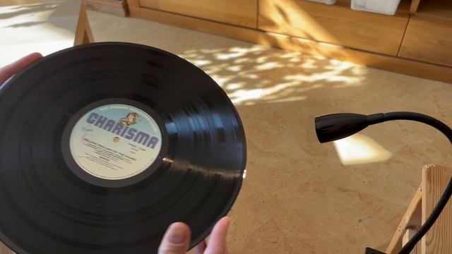 [на продажу] Genesis – Selling England By The Pound - LP - Italy издание 1987 года, состояние VG+