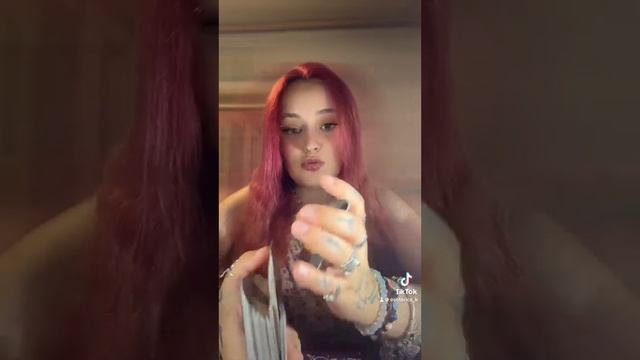 Переживает , что сделал больно ?! Гадание на картах Таро !