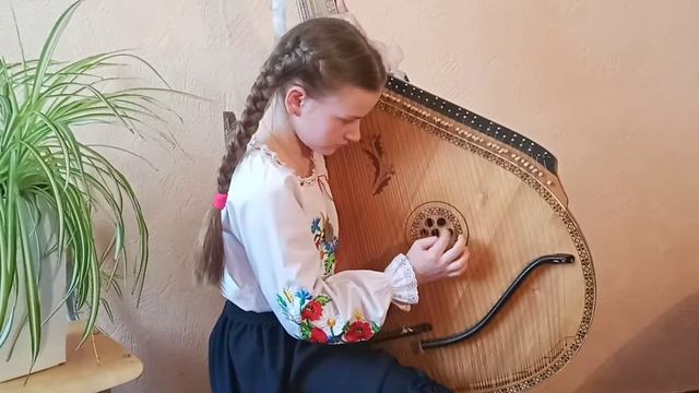 Виконує Ярошенко Катерина Р. Лісова "Краплі дощу"