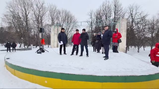 Акция с депутатом госдумы В.Рашкиным за дворец пионеров