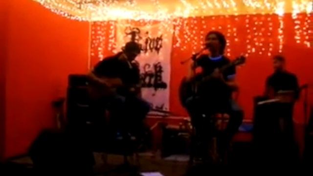 МЕТРАЙ - Фрагменты с выступления в рок-клубе (20-04-12).avi