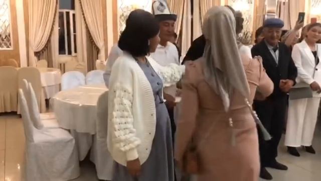 бакытты Кыз