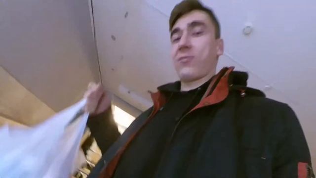 ВЕРНУЛСЯ ОБРАТНО В ШКОЛУ!