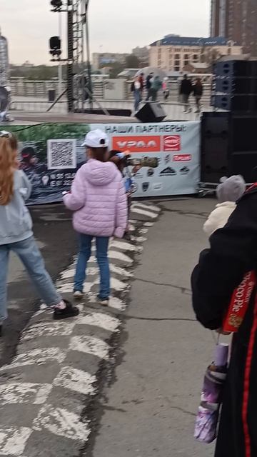 Песня "Мы к вам заехали на час" Бременские музыканты #вов #авто #выставка #челябинск
