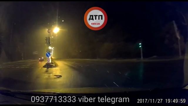 Киев. Газопроводная. Поворот не туда