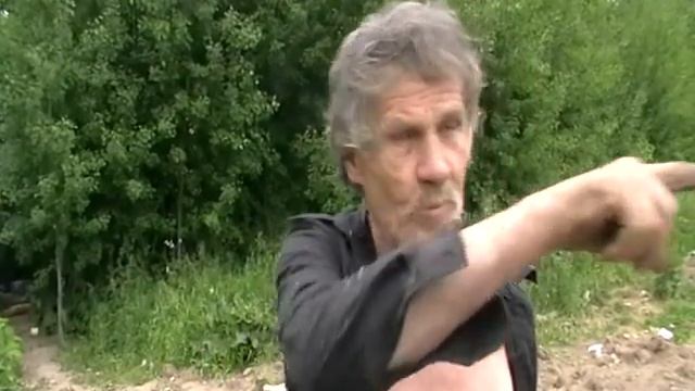 Ага! По птичкиным яицам трактором!?